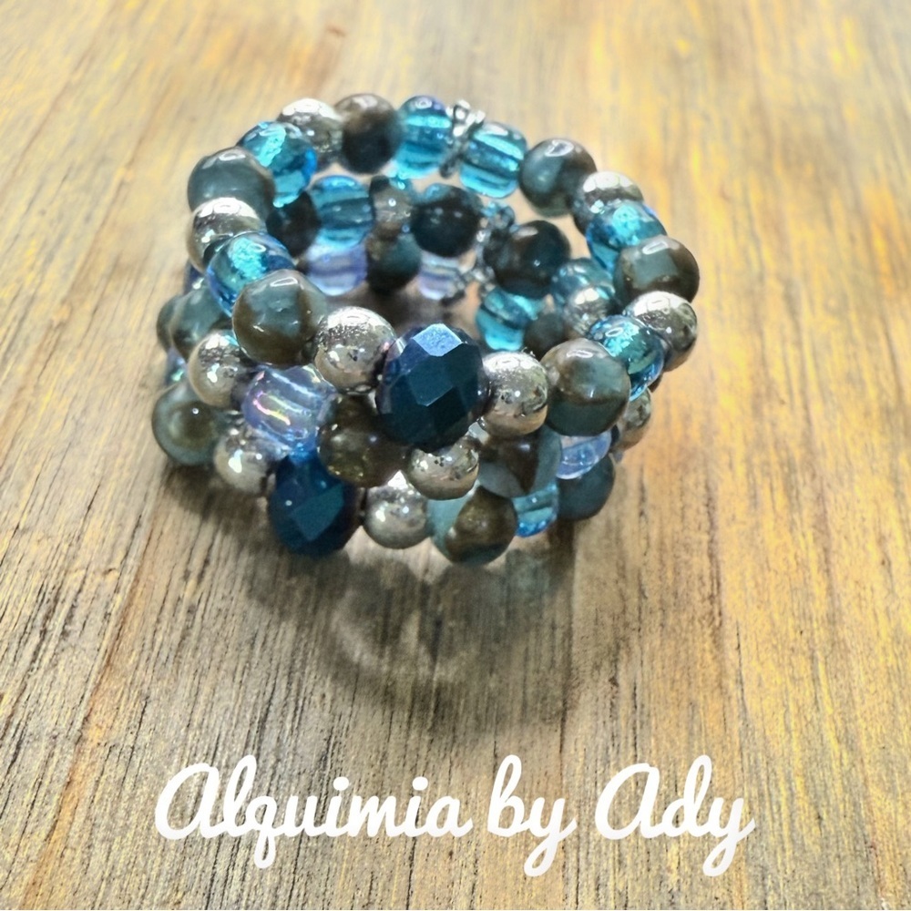 Turquoise beaded statement gem ring stack - Picture 4 of 4